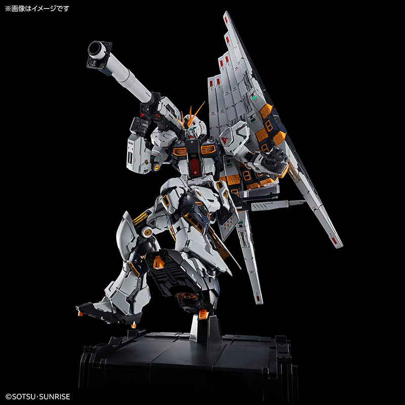 PG UNLEASHED 1/60 νガンダム